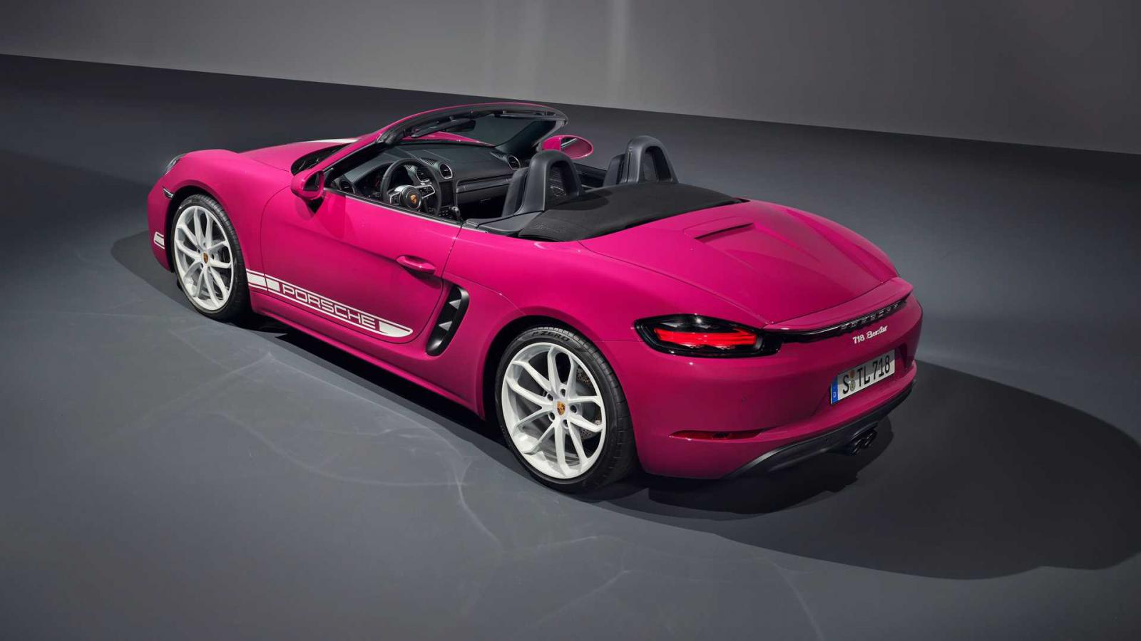 Απαστράπτουσα με φανταχτερές «πινελιές» η Porsche 718 Style Edition 